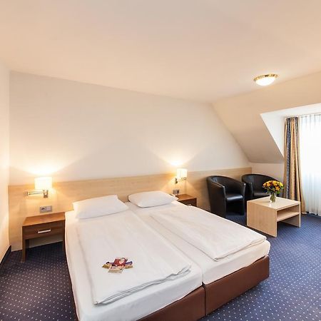 Hotel Mariella Köln Ngoại thất bức ảnh
