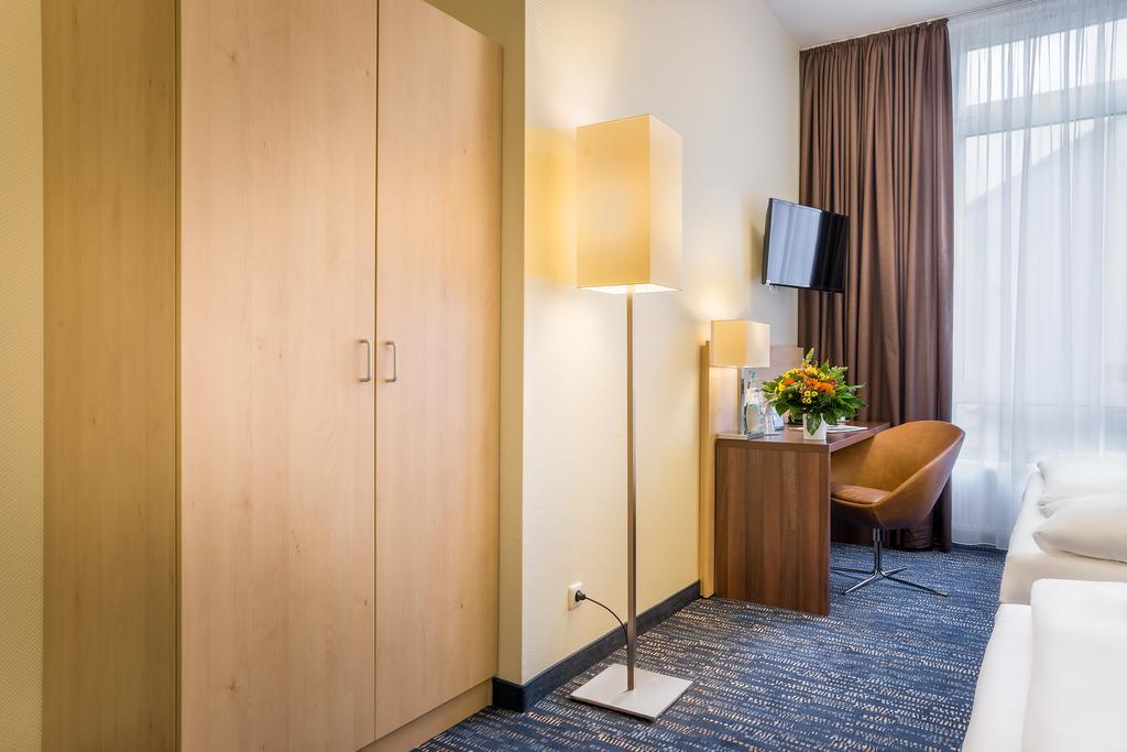 Hotel Mariella Köln Ngoại thất bức ảnh