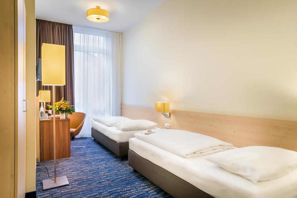 Hotel Mariella Köln Ngoại thất bức ảnh