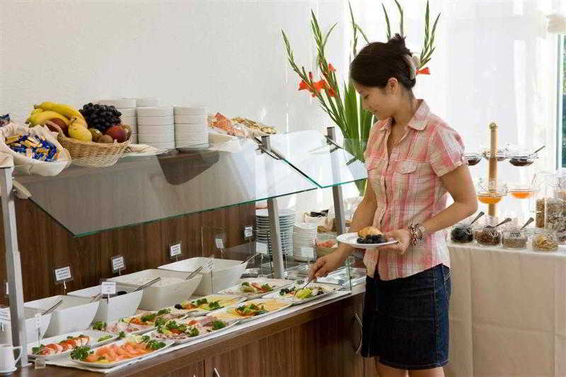 Hotel Mariella Köln Ngoại thất bức ảnh